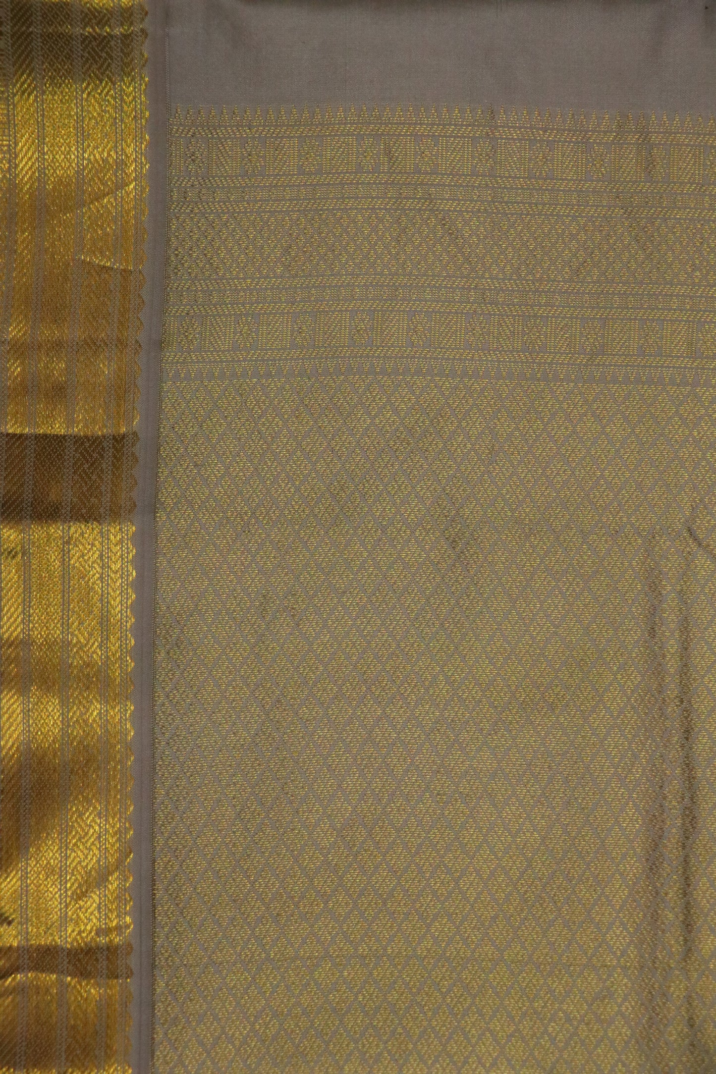 Kanchi Silk-Body-Fresh lime green-Pallu-soft muted grey-deep maroon edging