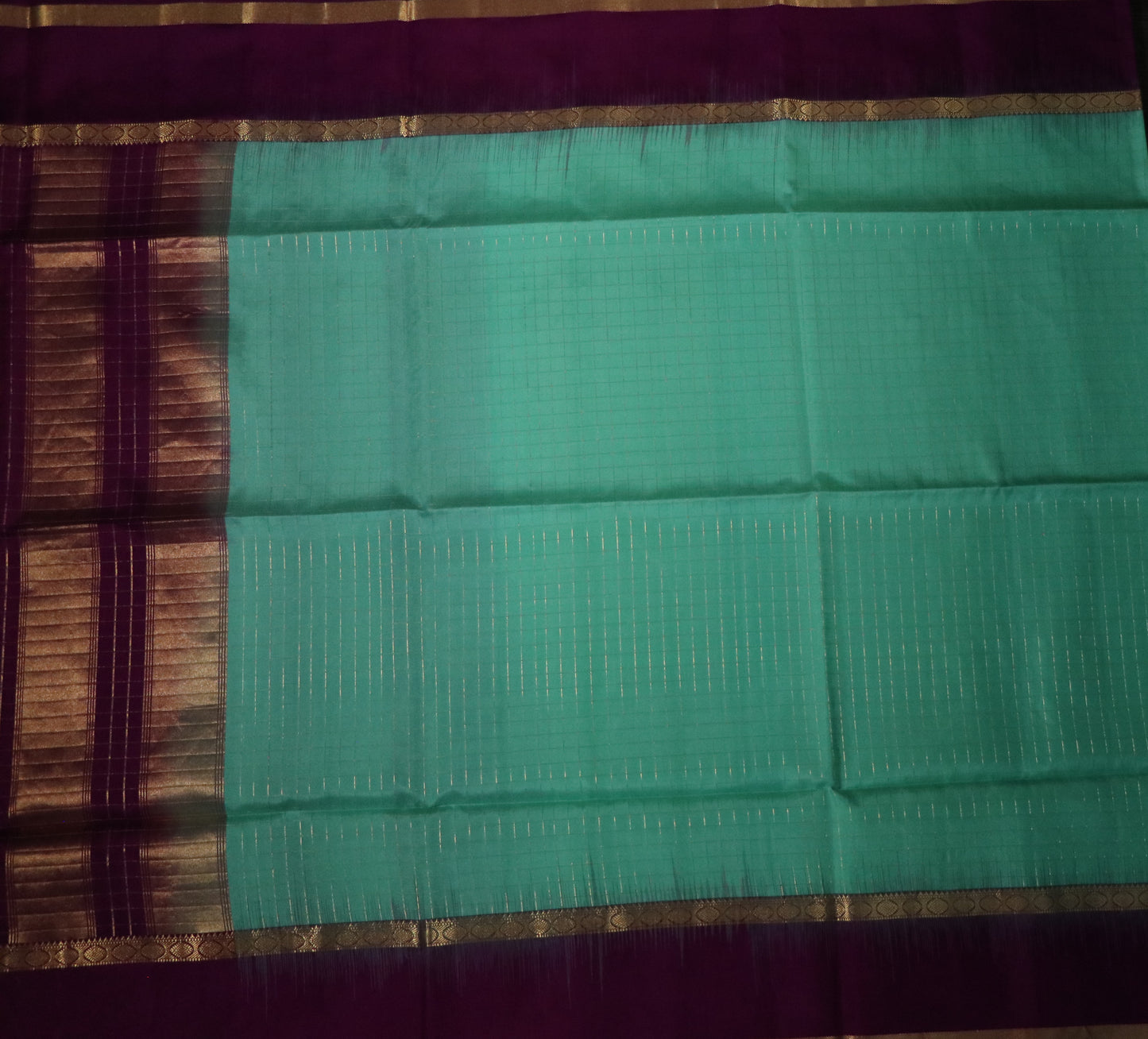 Soft Silk-Body-Fresh Sea Green-Border-Rich Deep Wine