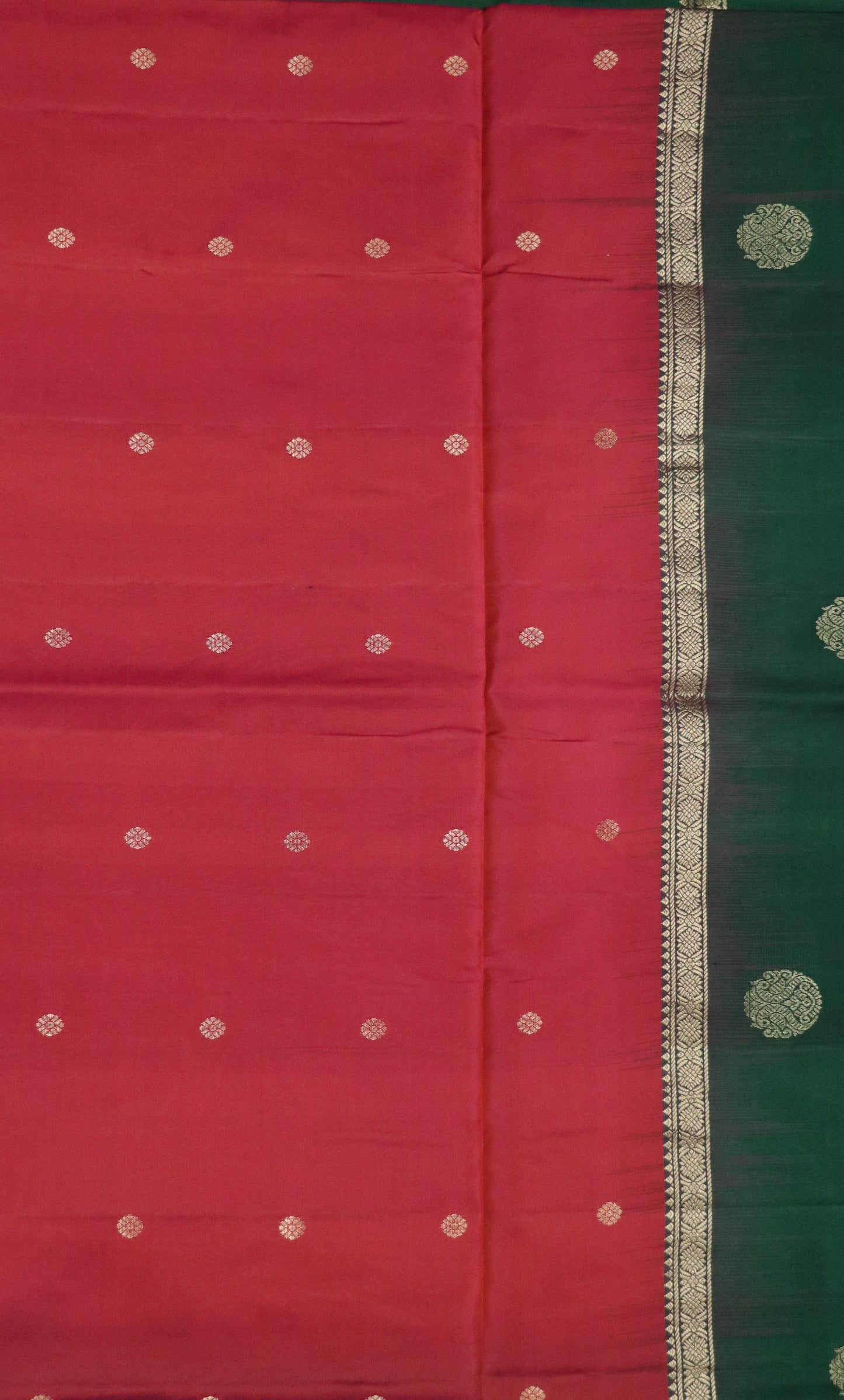 Kanchi Soft Silk Saree – Deep Rani Red Body with Bottle Green Border & Pallu