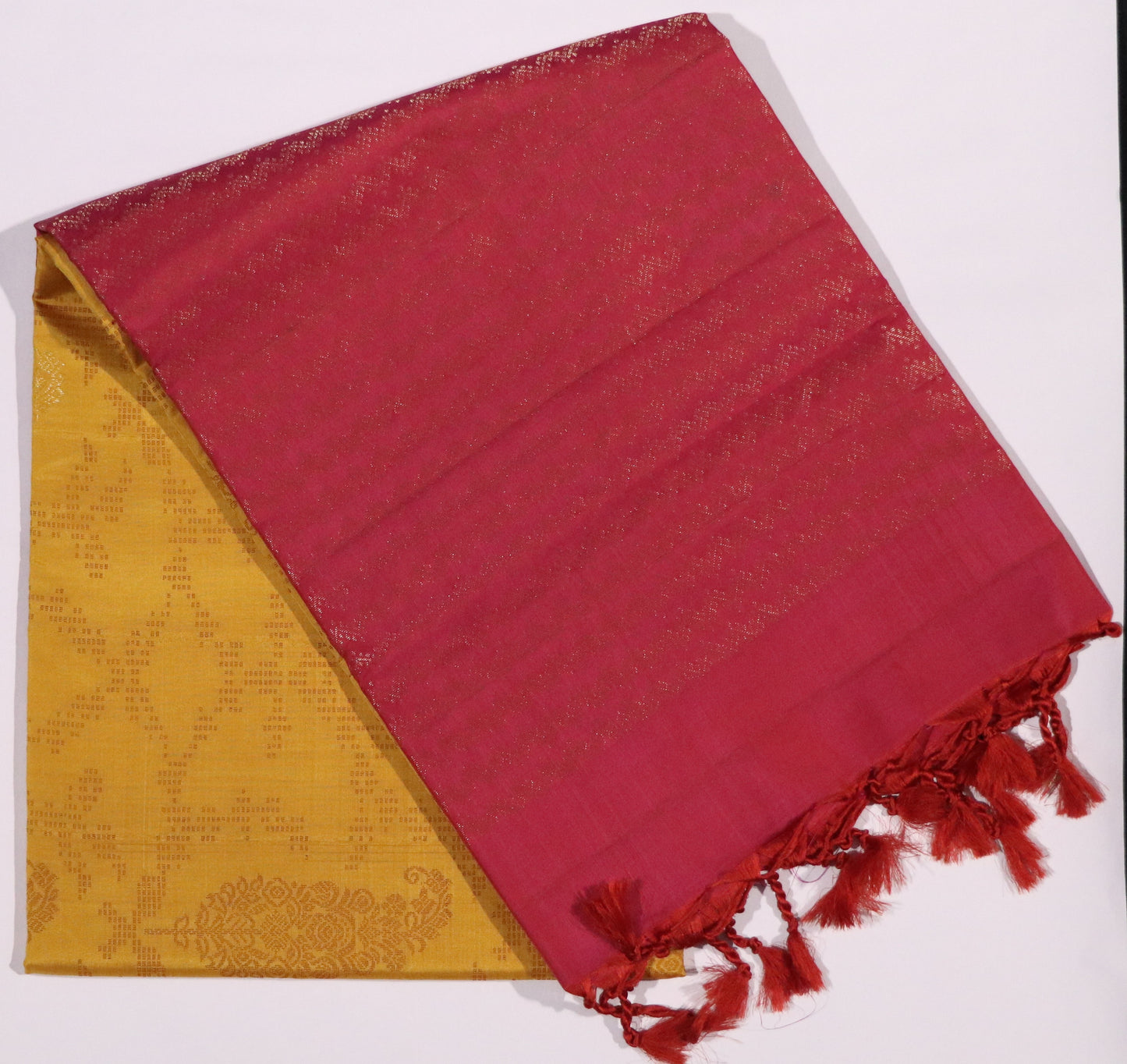 Soft Silk-Body-Mustard yellow-Pallu Megenta