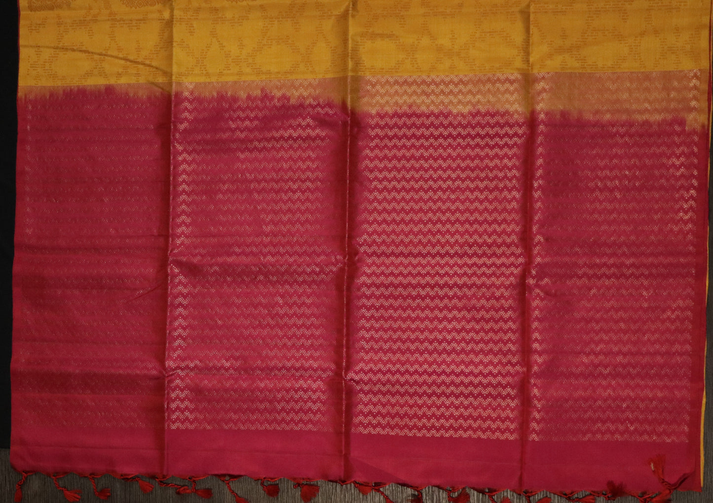 Soft Silk-Body-Mustard yellow-Pallu Megenta
