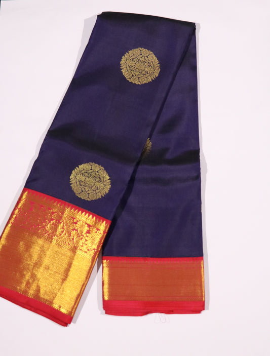 Kanchi Soft Silk Saree – Royal Navy Blue with Rich Gold Zari Border & Vermilion Red Selvedge