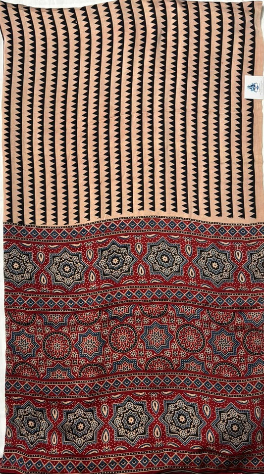 Pure Modal_Ajrak Pallu_White and Black_Red Pallu