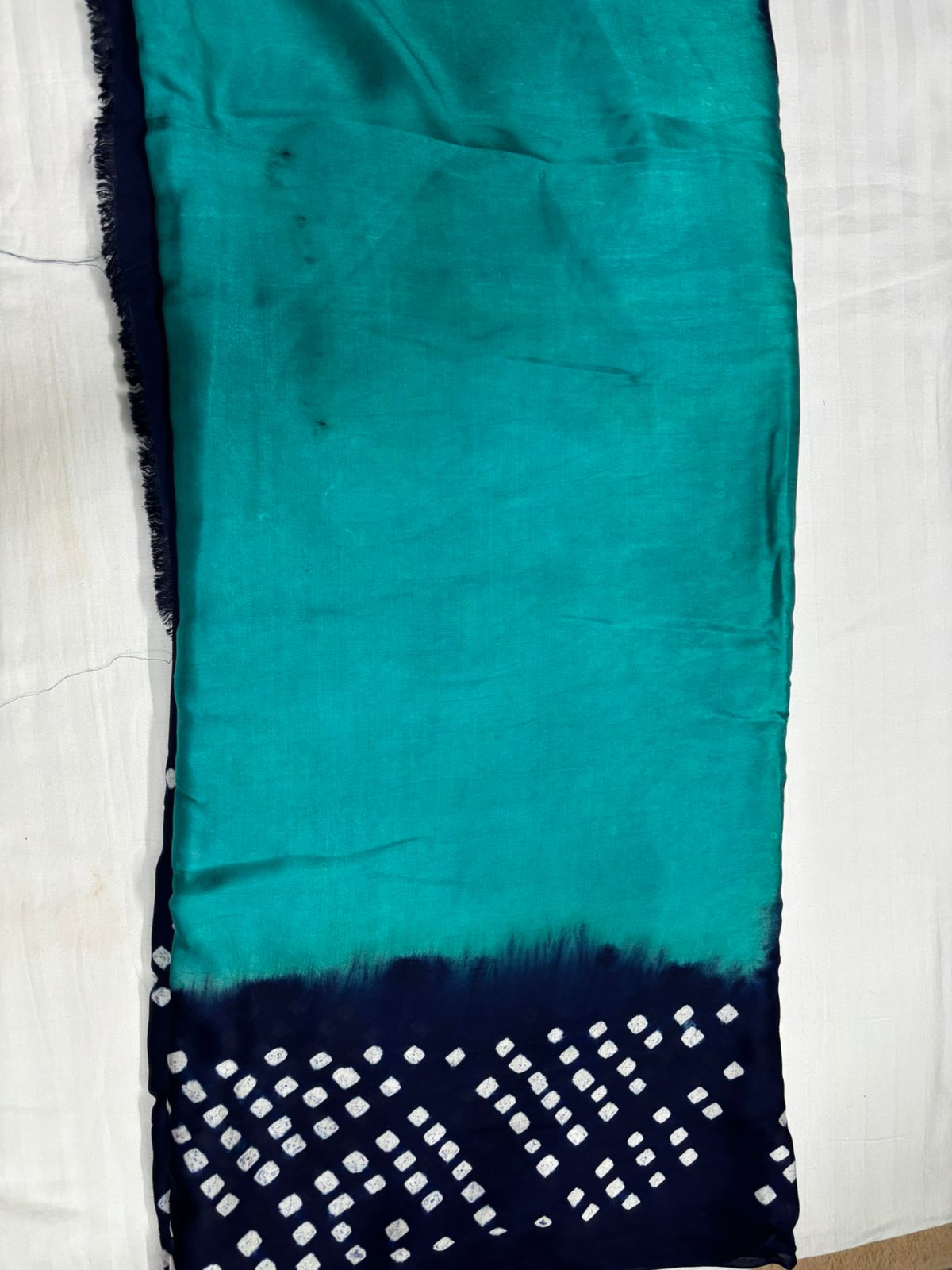 Modal Silk 2D Chakkar Bandhej Saree – Green Body with Blue Pallu