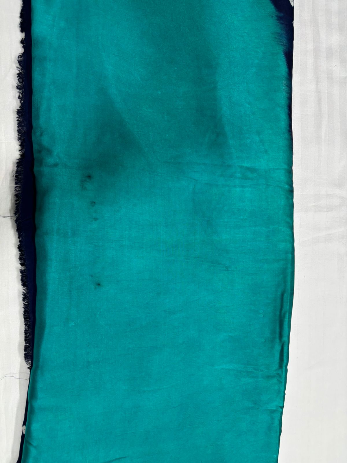Modal Silk 2D Chakkar Bandhej Saree – Green Body with Blue Pallu
