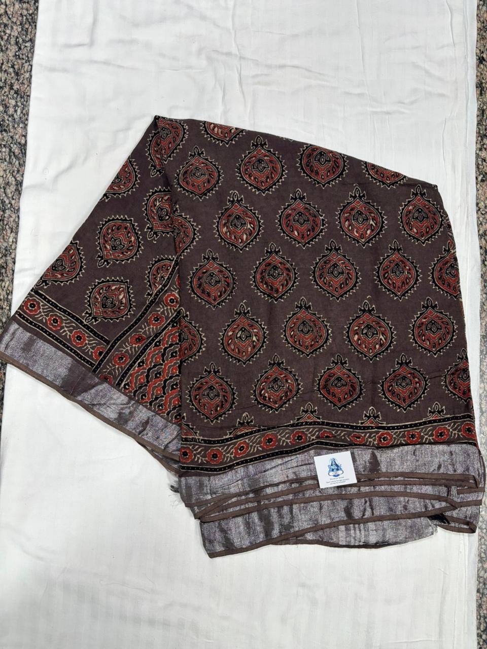 Linen Saree – Chikku Brown
