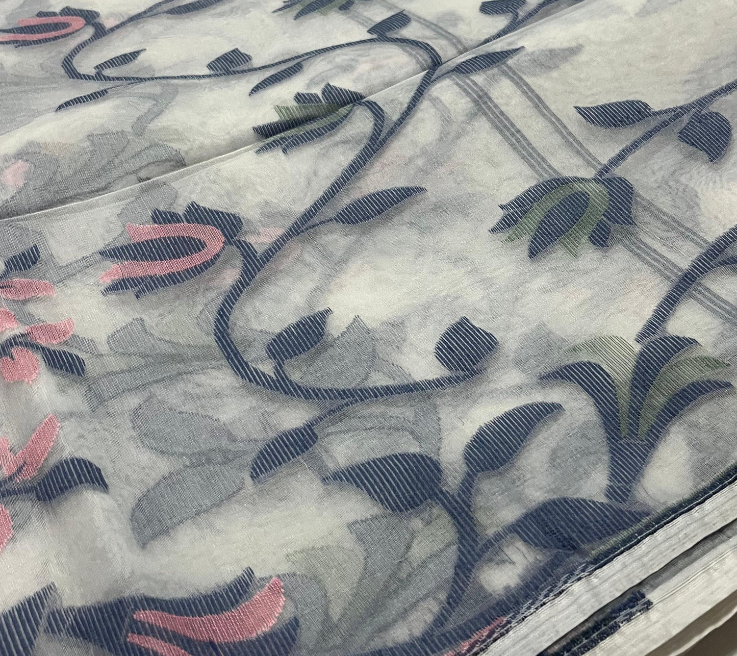 Dhaka Muslin Silk Jamdhani - White & Pink Floral Weave