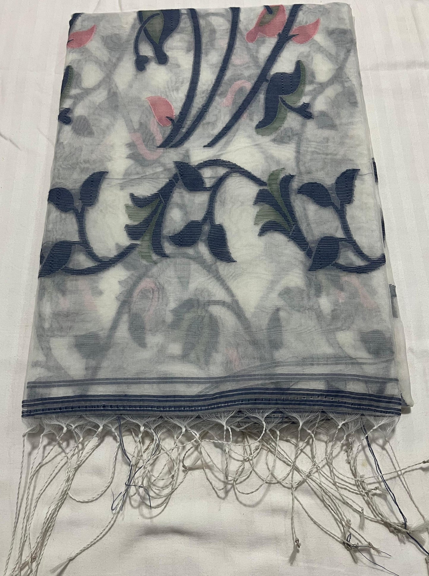 Dhaka Muslin Silk Jamdhani - White & Pink Floral Weave