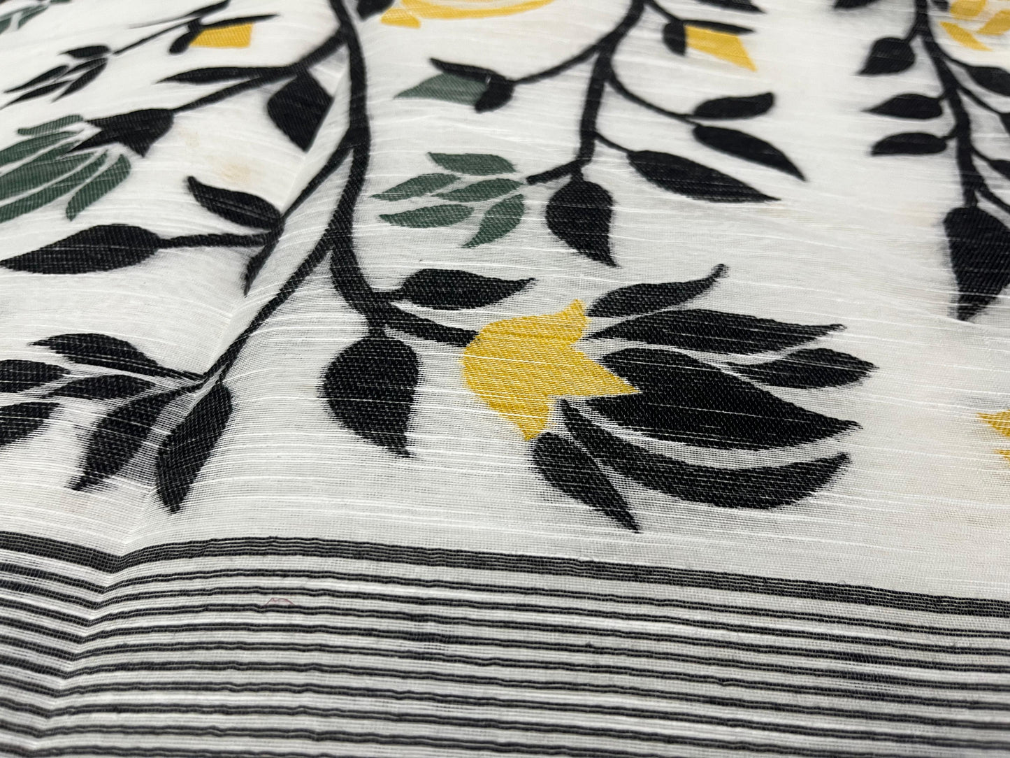 Dhaka Jamdani Saree – White Base with All-Over Black & Beige Boota