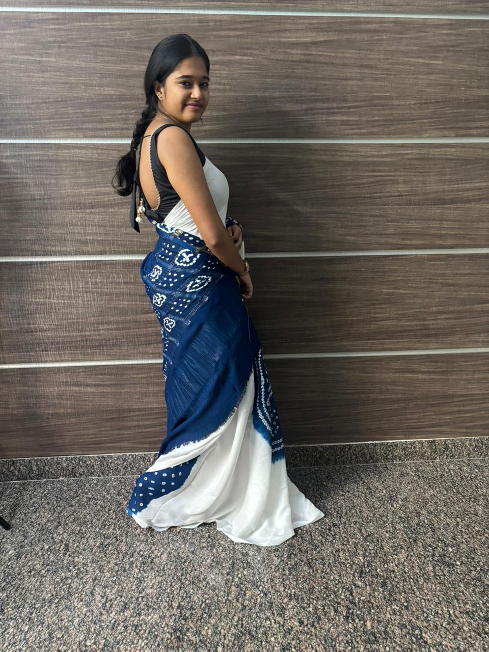 White Modal Chakkar Bandhej Saree – Kerosene Blue