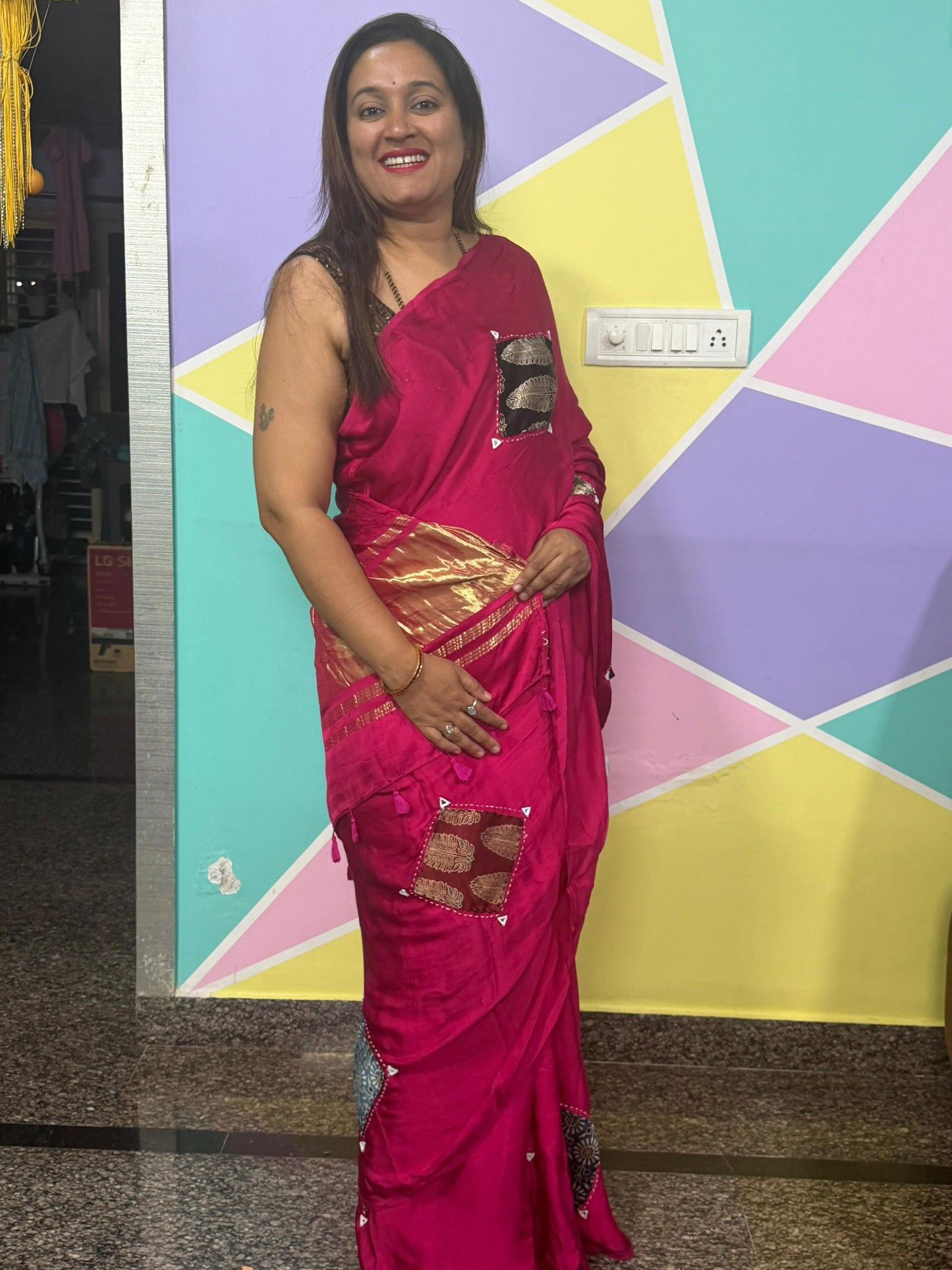 Modal Saree with Mushroo Patch – Rani Pink