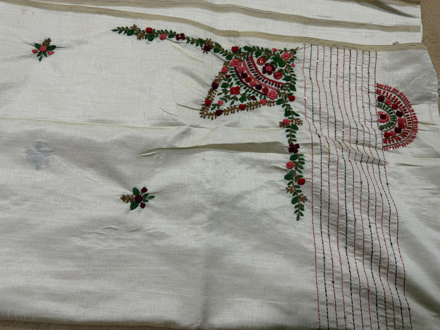 Assam Tussar Silk Saree | Kashmiri Floral Embroidery | Beige – Daaraa Silks
