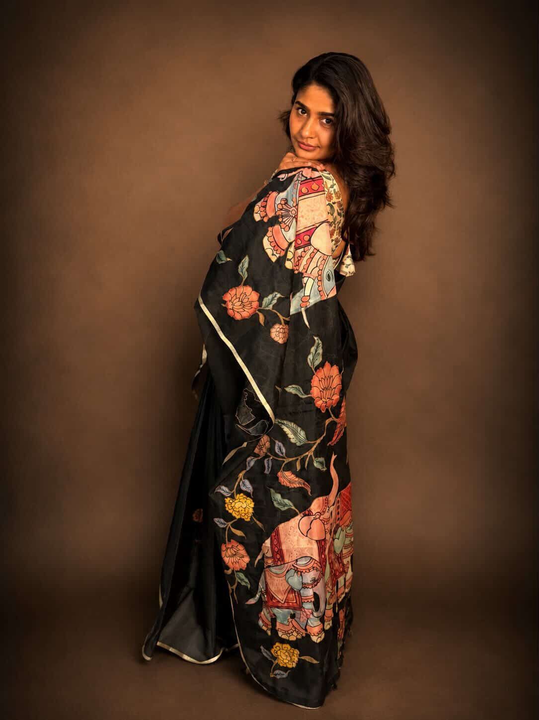 Black Kosa Doria Saree with Elephant Appliqué Work