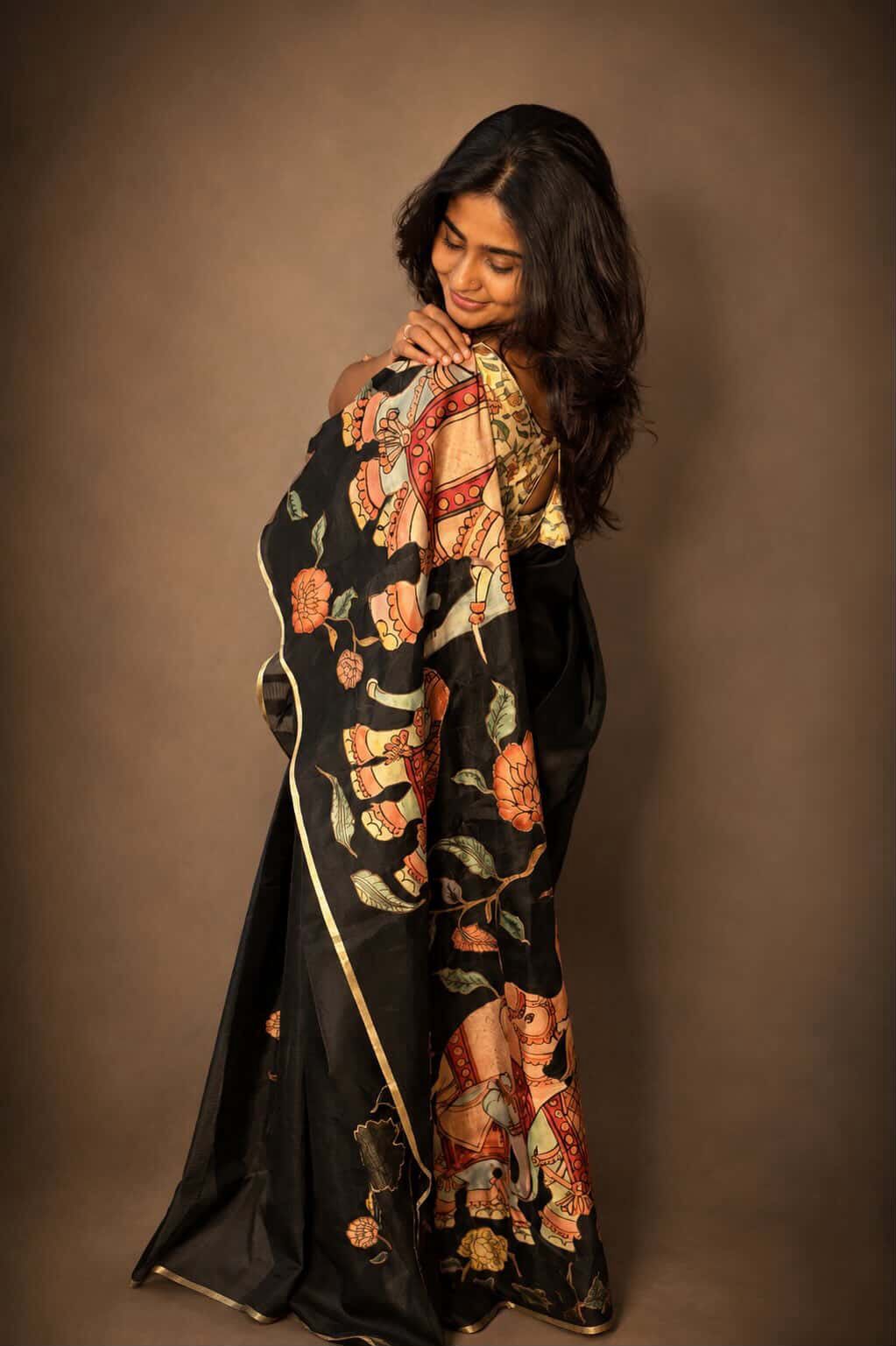 Black Kosa Doria Saree with Elephant Appliqué Work