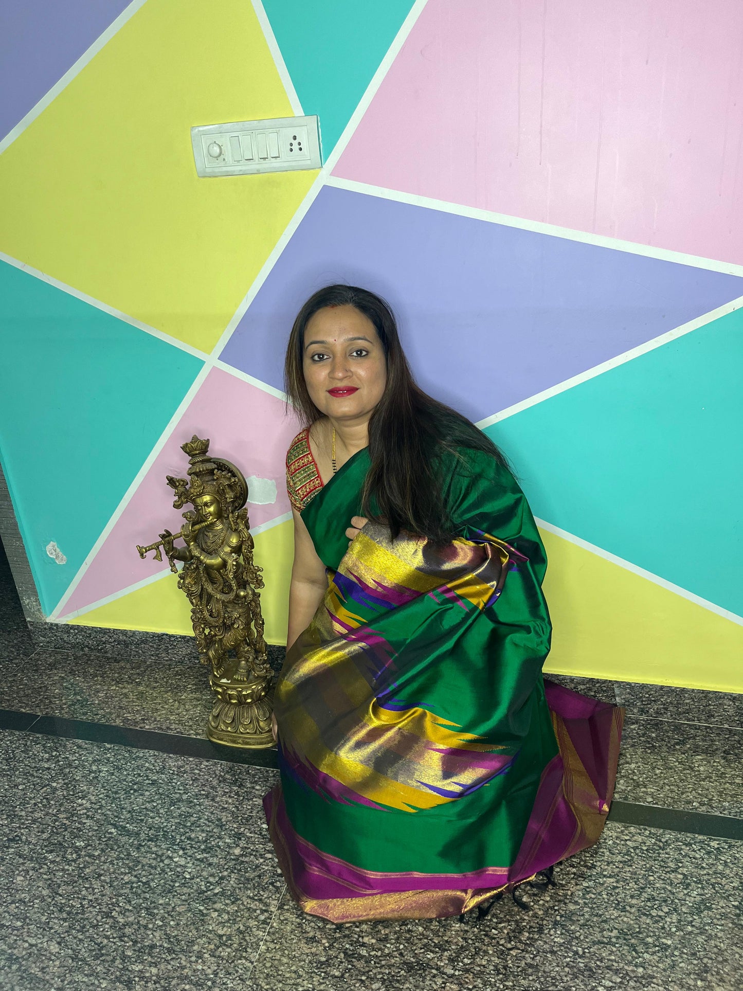 Kanchi Silk-Body-Emerald Green-Border-Magenta-Violet.