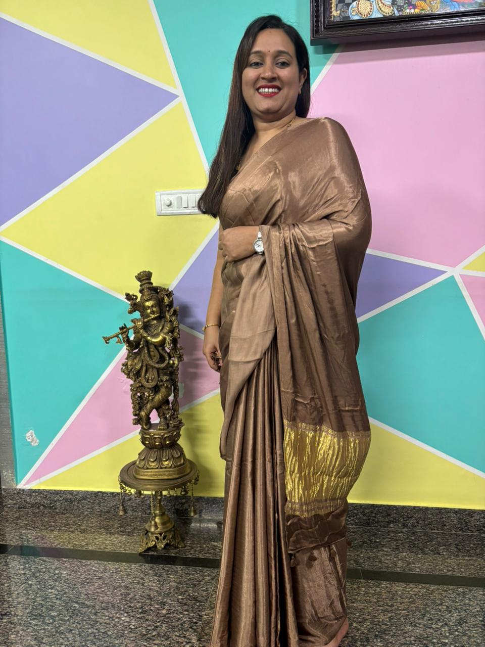 Plain Laggadi Pallu Saree – Chikku Brown