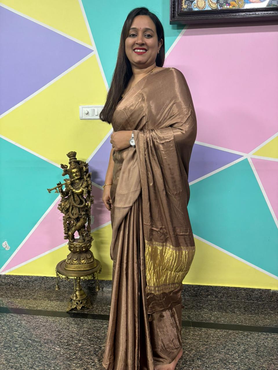 Plain Laggadi Pallu Saree – Chikku Brown