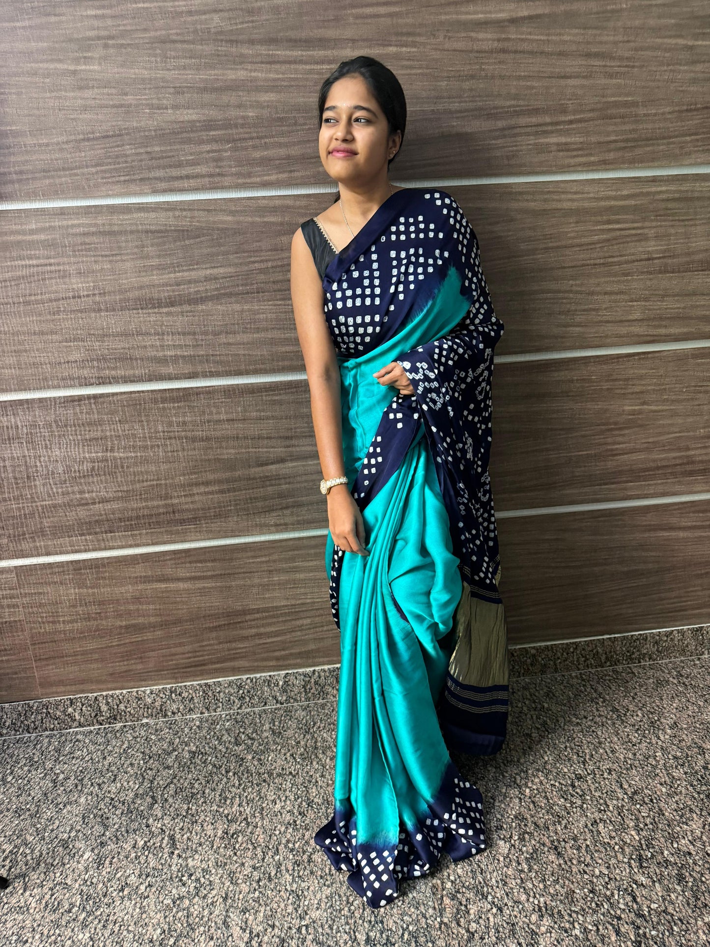 Modal Silk 2D Chakkar Bandhej Saree – Green Body with Blue Pallu
