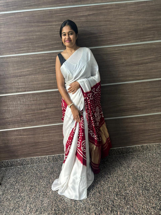 White Modal Chakkar Bandhej Saree – Red
