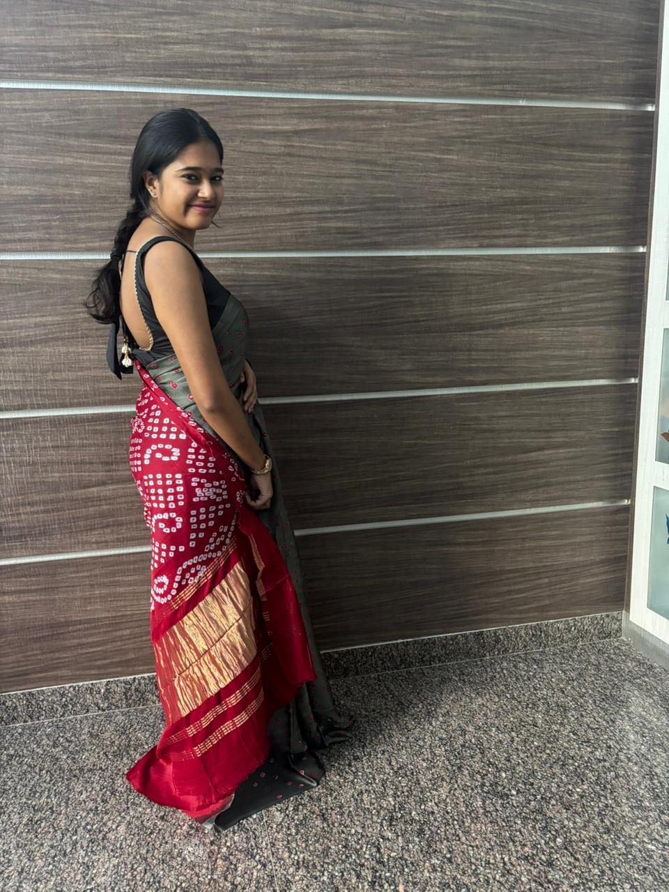 Red Bhandej- Grey Body&Red Pallu