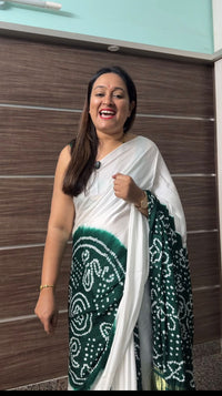 White Modal Chakkar Bandhej Saree – Green