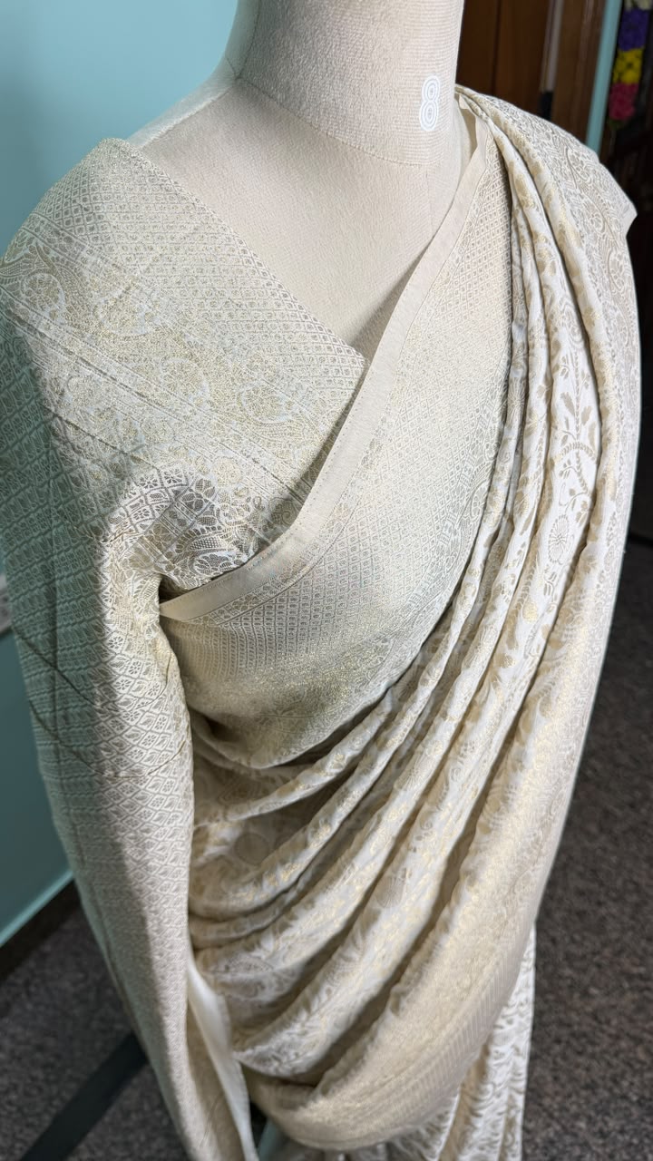 Semi Banarasi half white georgette saree with Banarasi-inspired zari motifs, Daaraa Silks