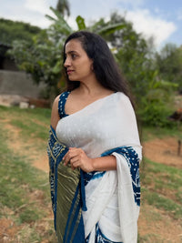White Modal Chakkar Bandhej Saree – Blue